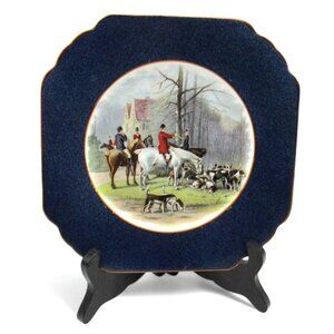 Vintage WEDGWOOD Hunting Scene Plate Blue with Rim And Gold Accents Vintage